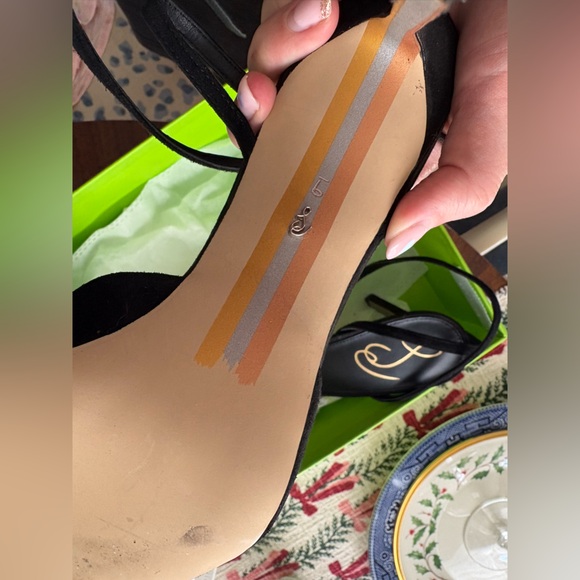 Gently used Sam Edelman Avril, Black Suede Heels - Picture 5 of 6